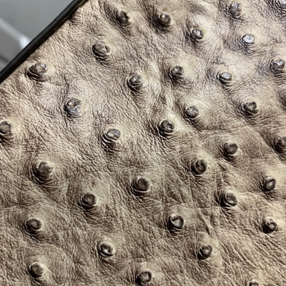 Del Mano Ostrich-Look Large Tote Bag - Picture 11 of 13